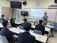 社会生活でのマナー講習の様子
